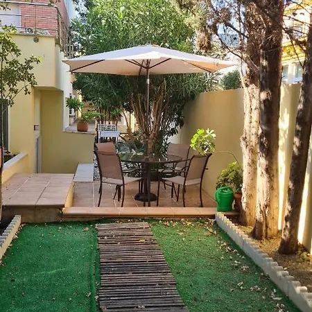 Acogedora Con Entrada Independiente